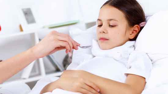 7 infektiöse Mononukleose (Drüsenfieber) Symptome bei Kindern