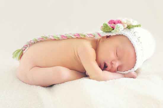 Wie behandelt man Nasen- und Bruststauungen bei Neugeborenen