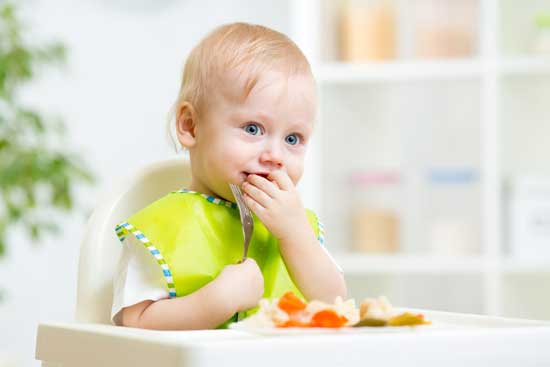 Wann kann ein Baby Eier essen Ist es sicher