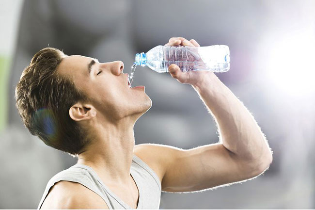 16 Gründe, warum Wasser für die menschliche Gesundheit wichtig ist
