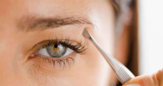 Augenbrauen-Haarausfall 15 Ursachen und Behandlungen